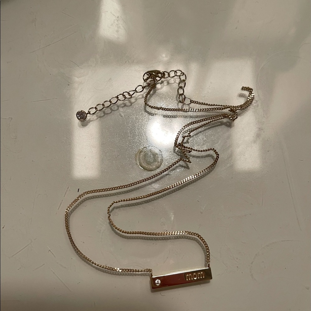 Mom necklace